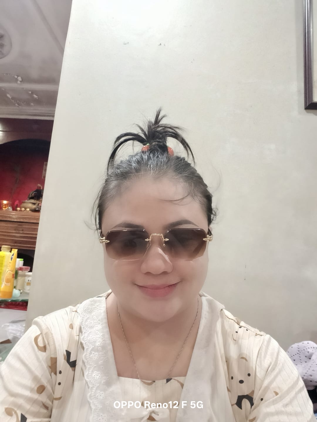 Customer photo review of Toby Rectangular Framed Sunglasses