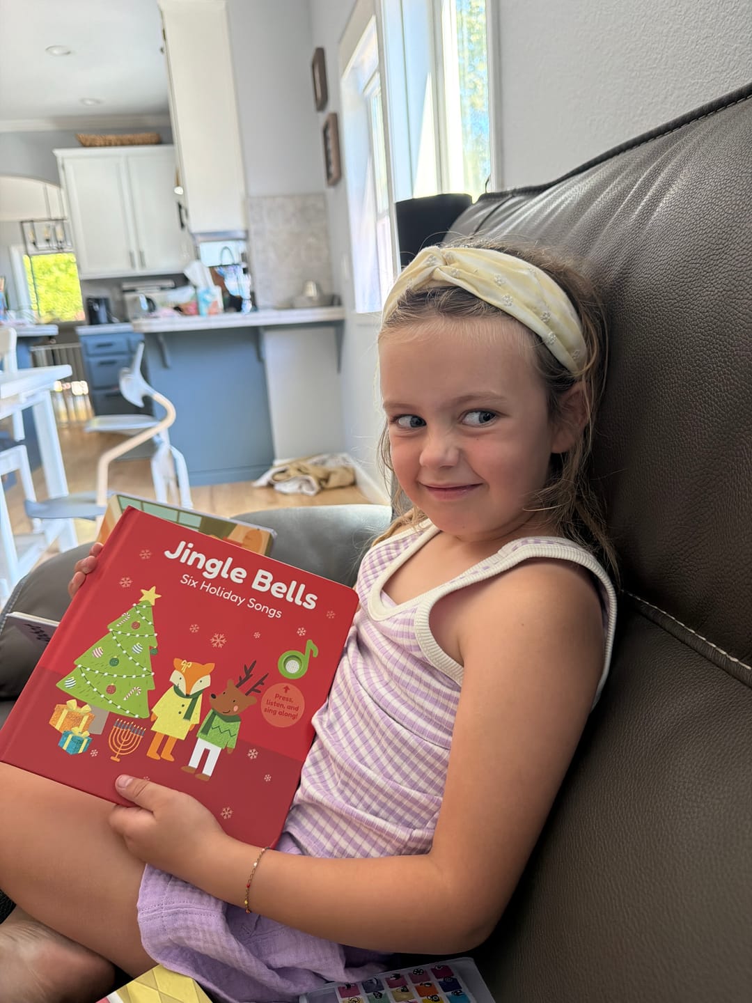 Customer photo review of Jingle Bells Nursery Rhymes - Headphone Edition