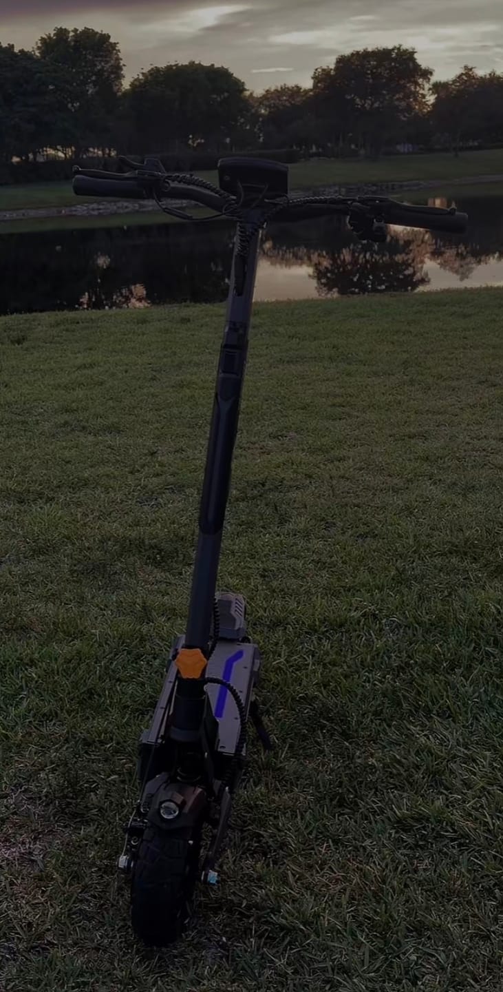 Customer photo review of Ausom L2 Max Dual Motor E-scooter