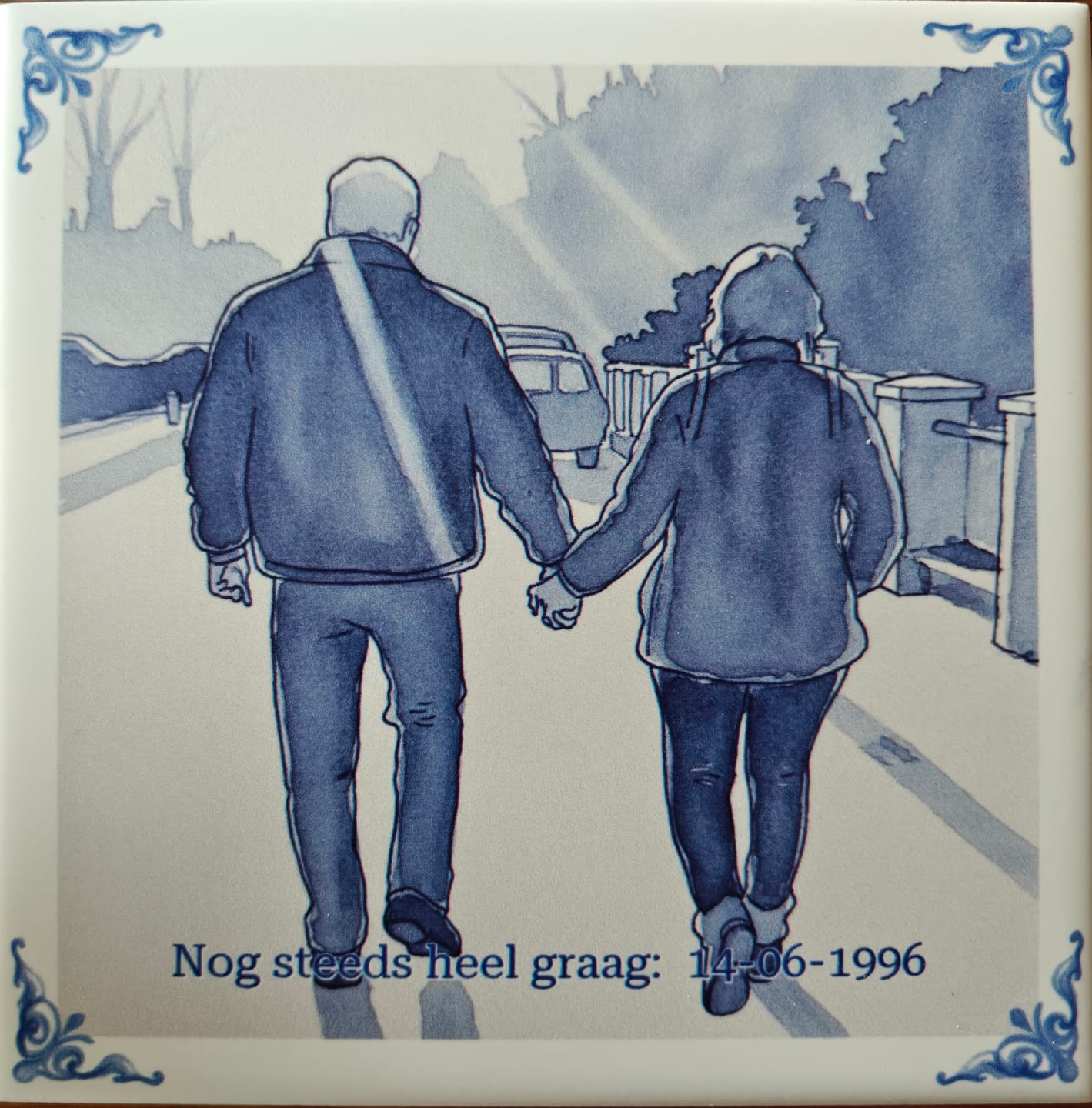 Customer photo review of Gepersonaliseerd Delfts Blauw tegeltje met foto en tekst