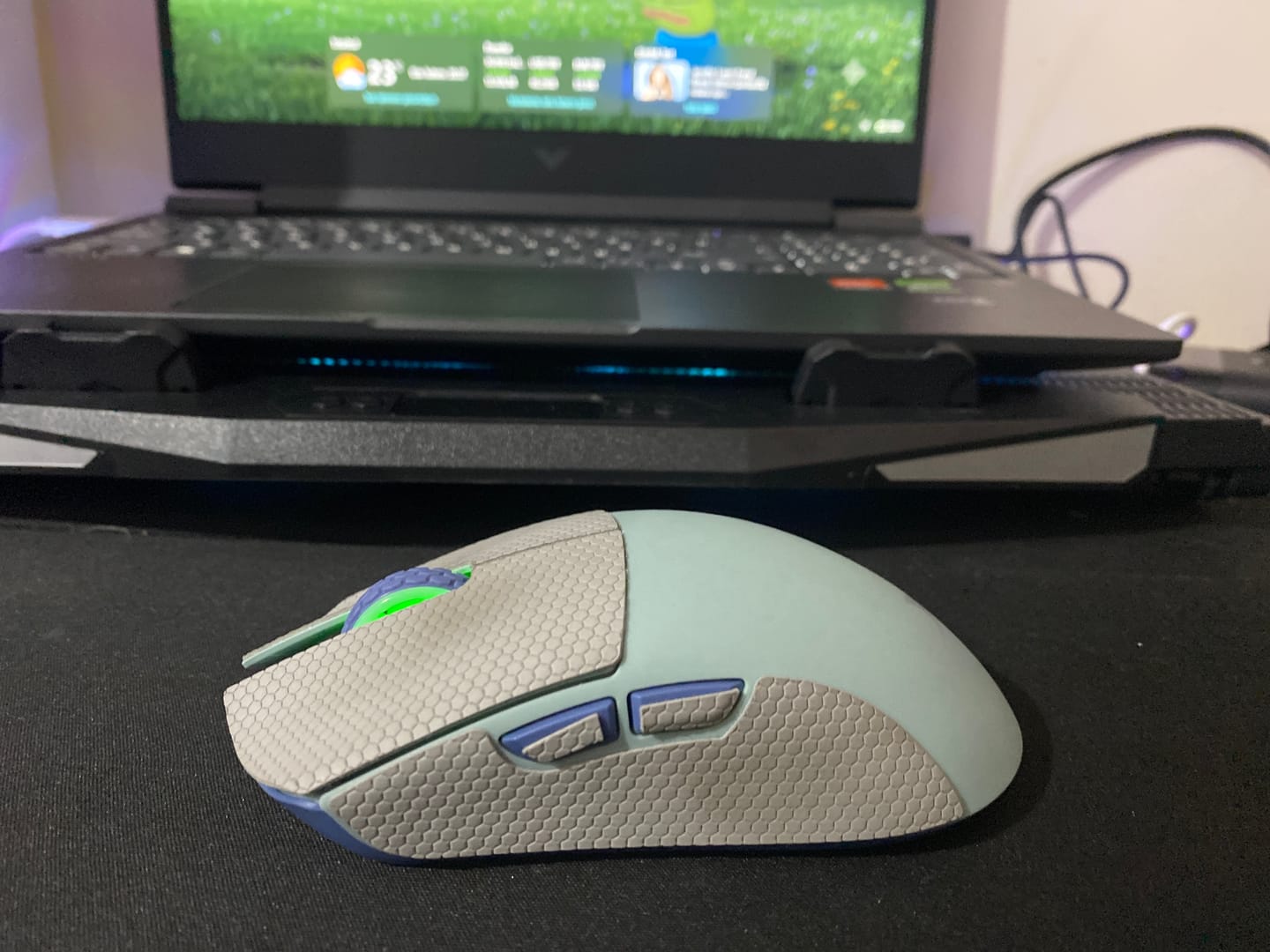 Customer photo review of Darmoshark M3 Pro Wireless Mouse