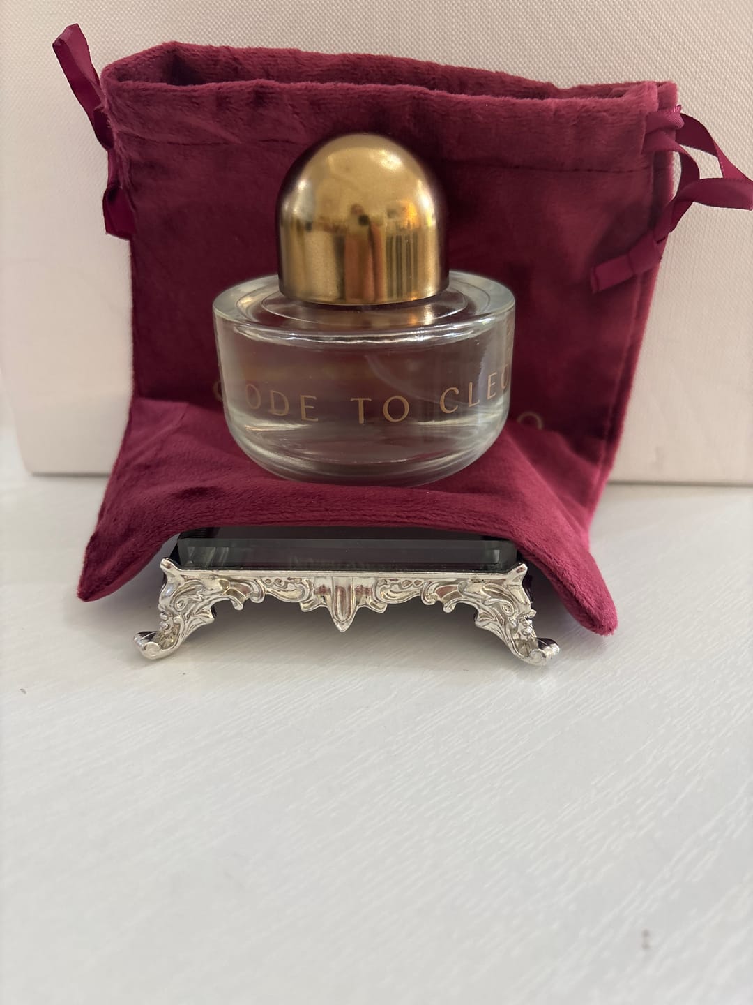 Customer photo review of Ode to Cleo Eau de Parfum