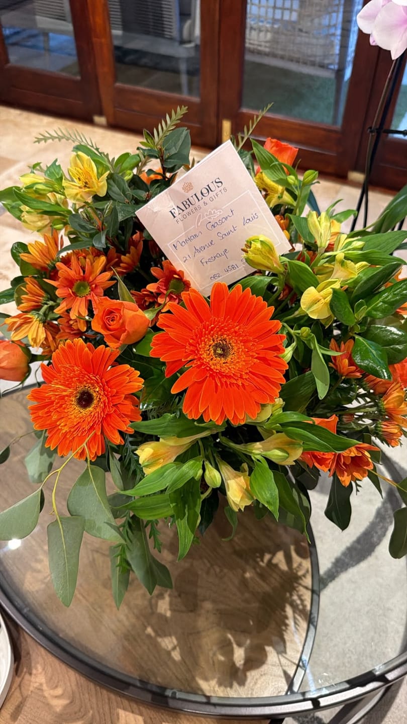 Customer photo review of Citrus Couture Flower Arrangement