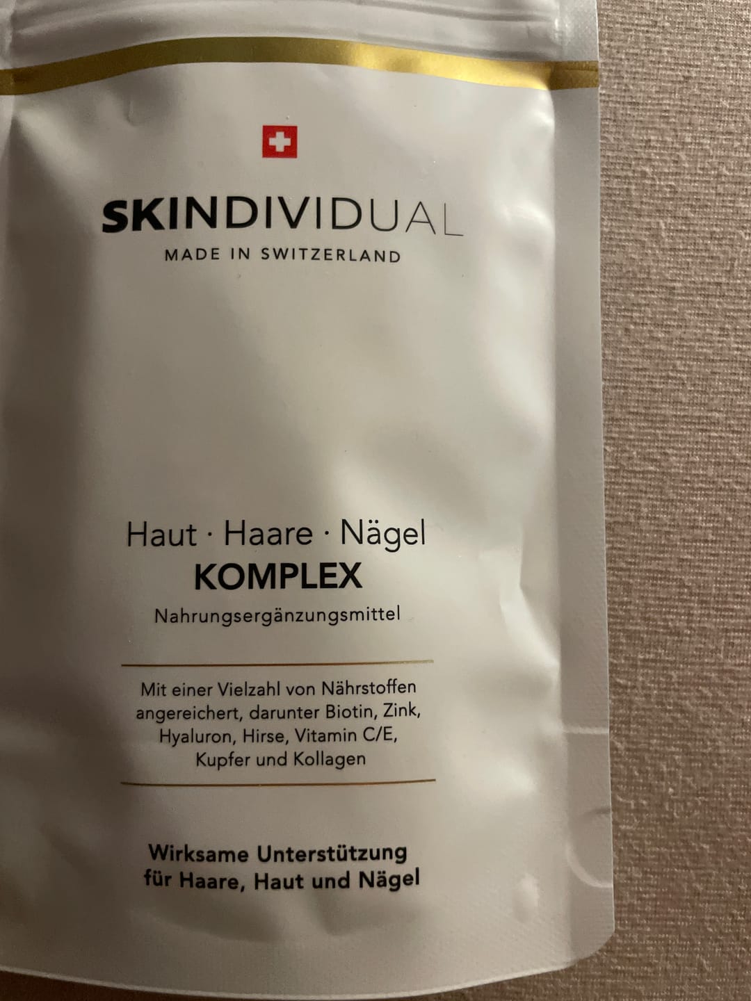 Customer photo review of Haut, Haare, Nägel Komplex