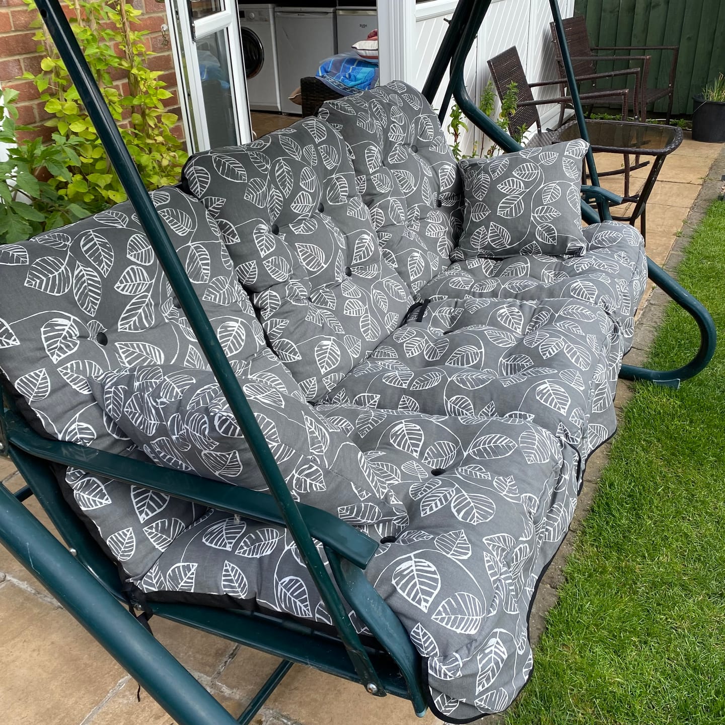 Customer photo review of REPLACEMENT CUSHION ONLY Vienna Deluxe 3 Seater Garden Hammock (Pattern options available)