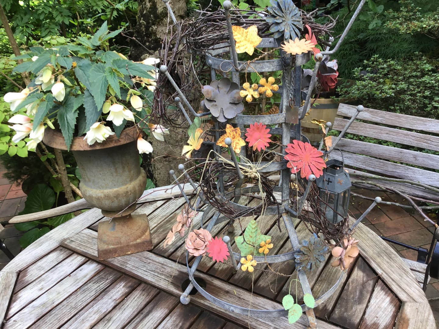 Customer photo review of Wire Garland Faded Bloom