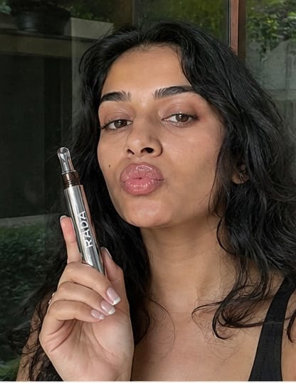 Customer photo review of Kiss Me More Lip Plumper