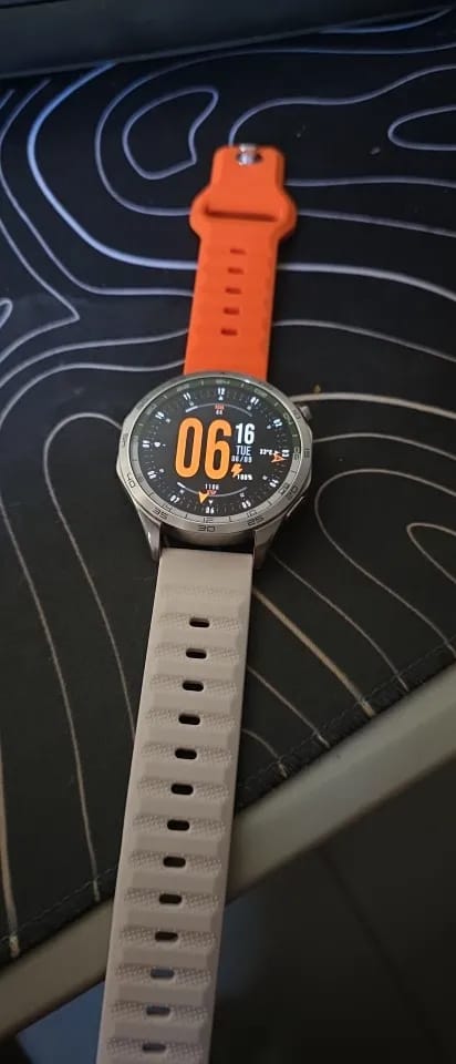 Customer photo review of Motorola Moto Sport Magnetic Silicone Watch Band - Flexible Smartwatch Strap