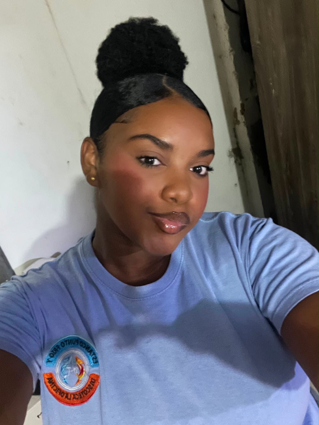 Customer photo review of Gloss Bonita