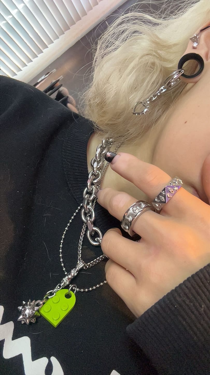 Customer photo review of PSYCHEDELIC LOVE RING