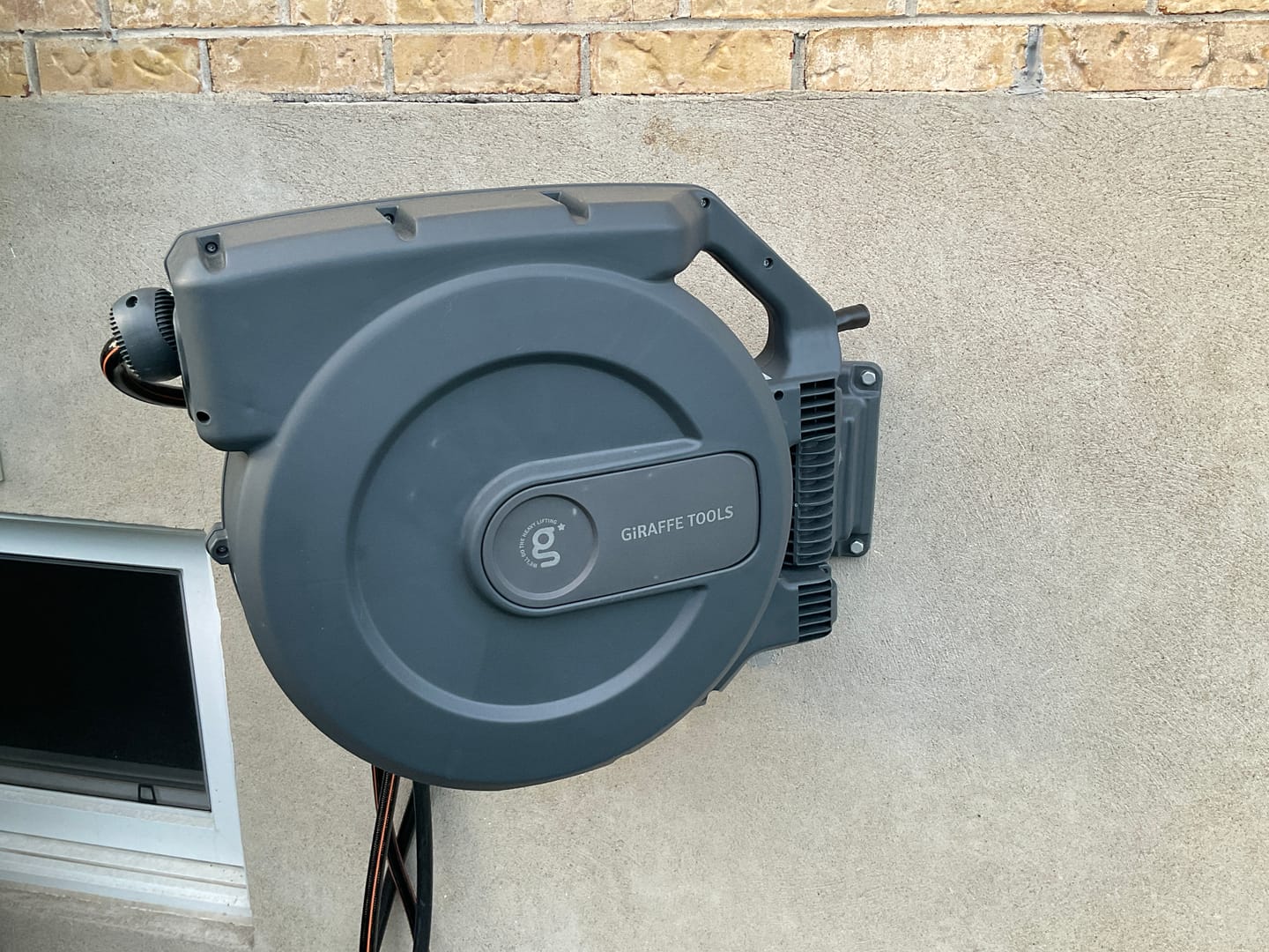 Customer photo review of Retractable Garden Hose Reel-5/8in-115ft