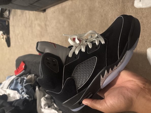 Customer photo review of JORDAN RETRO 5 x BLACK METALLIC