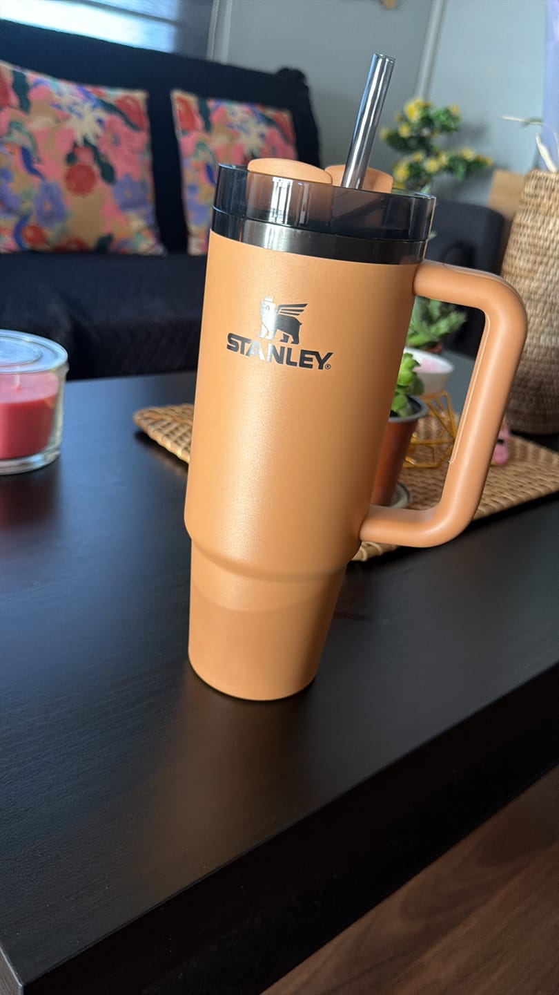 Customer photo review of Quencher H2.0 Adventure Camel| 887 ml