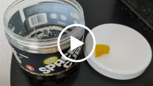 Kundenbewertung mit Video zu THC Space Cubes 750mg