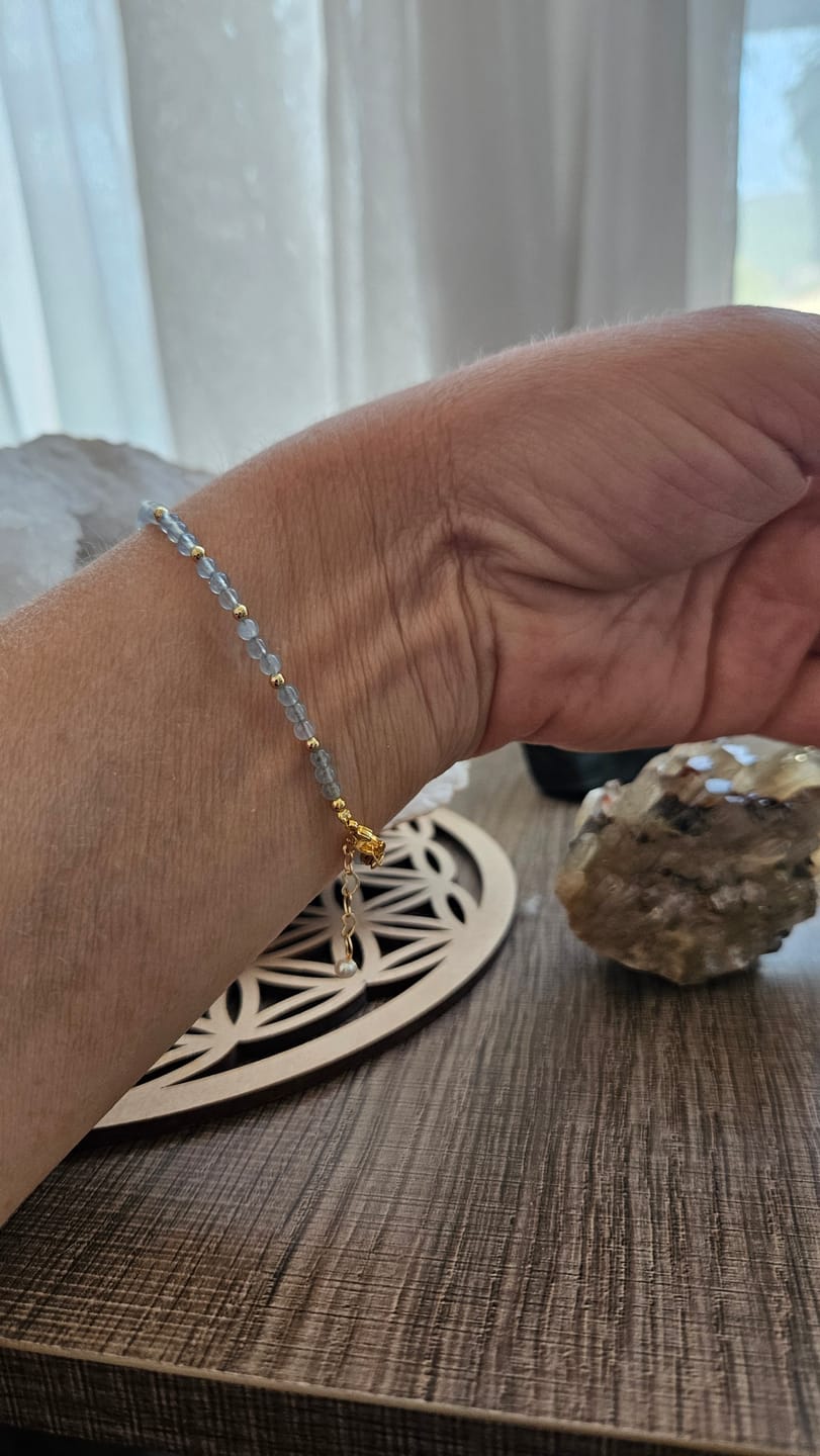 Customer photo review of Bracelet "Mois Sacré" – Pierre de Naissance