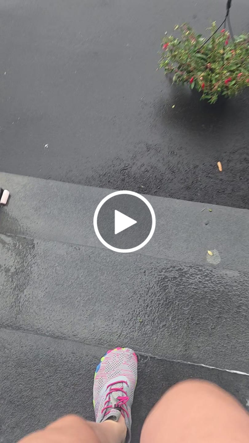 Customer video review of Smart II - Barefoot Shoes