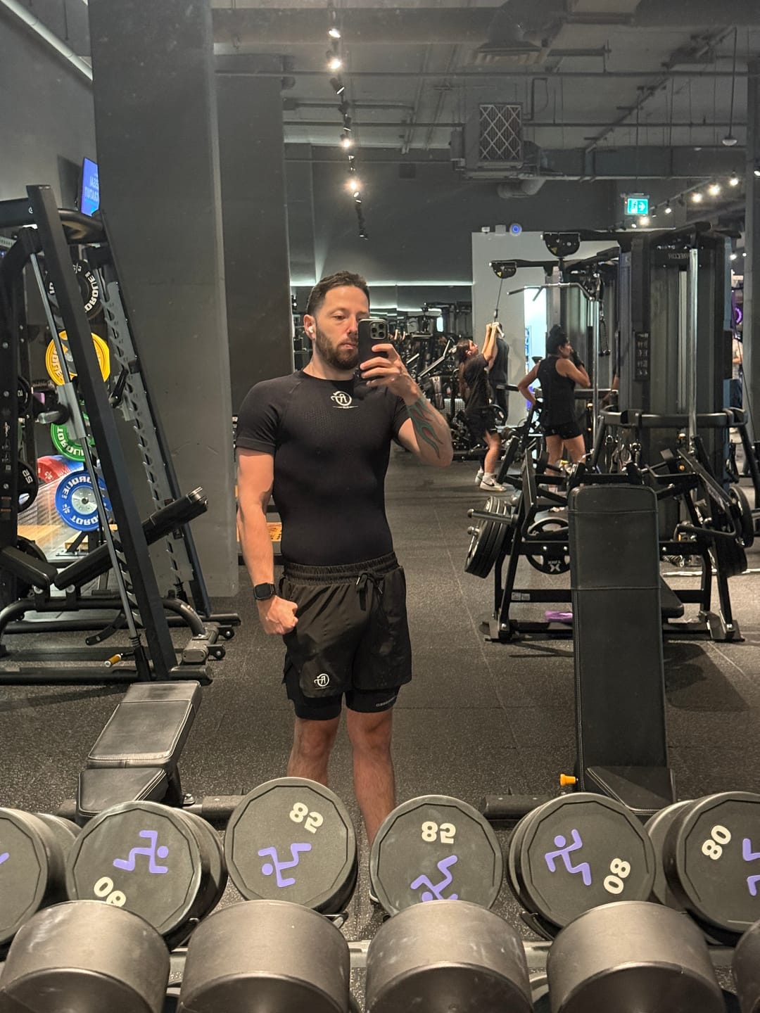 Customer photo review of COMPRESSION T-SHIRT