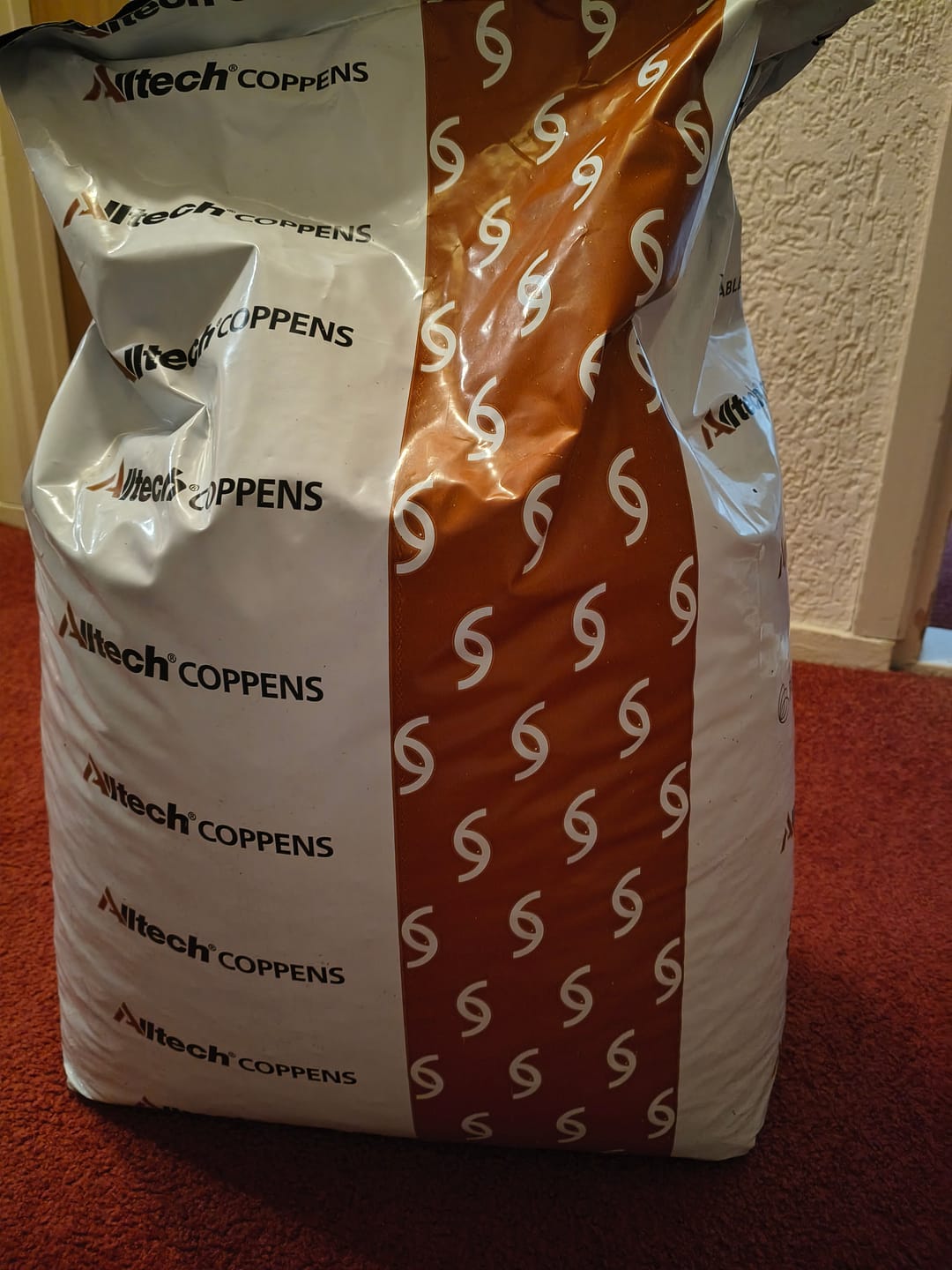 Customer photo review of PREMIUM COARSE PELLETS - ALLTECH COPPENS