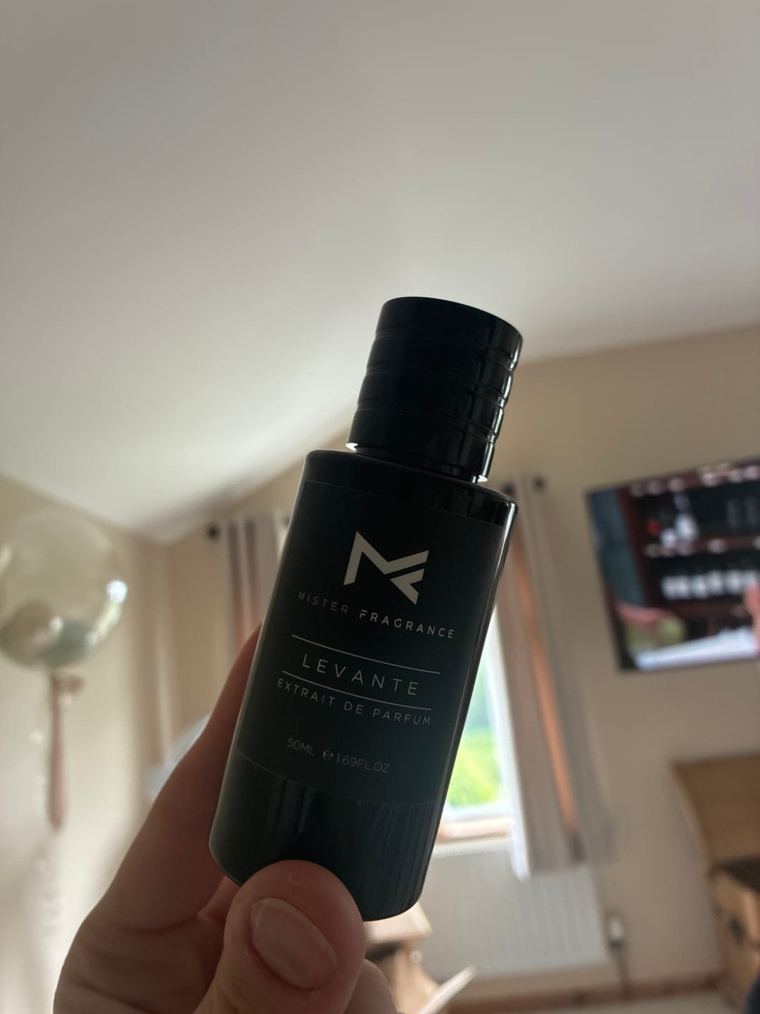 Customer photo review of Levante