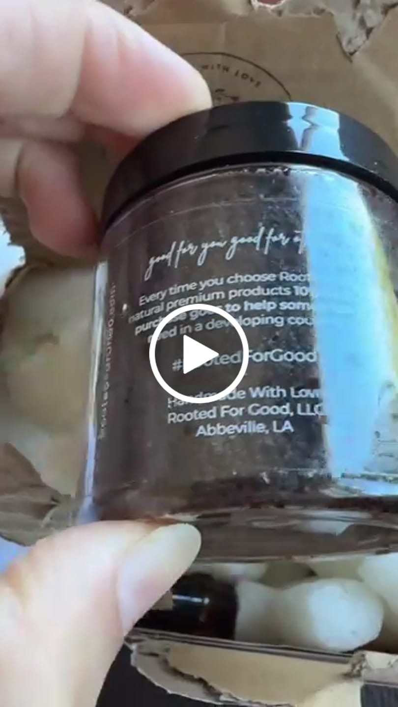 Customer video review of Rise & Shine Face & Lip Coffee Scrub
