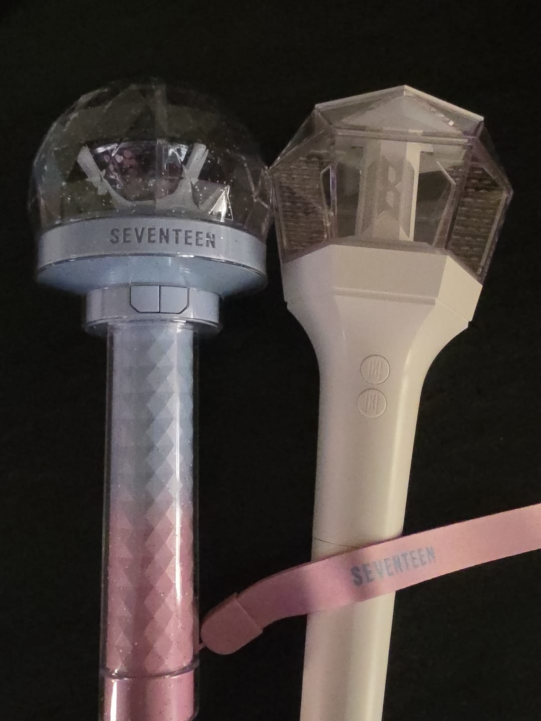 Customer photo review of SEVENTEEN - OFFICIAL LIGHT STICK VER.3 10TH ANNIV.