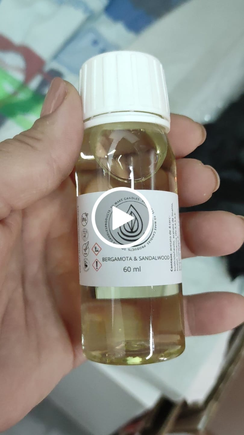 Customer video review of Fragancia BERGAMOTA & SANDALWOOD