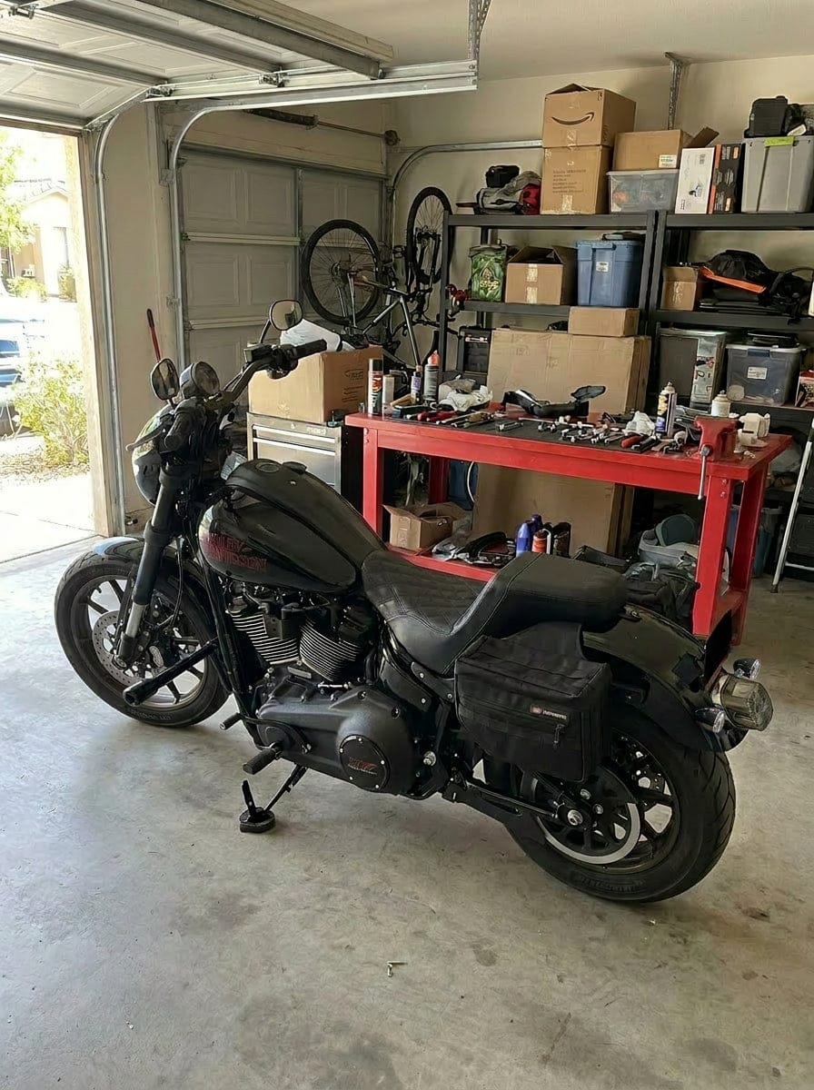 Customer photo review of 18L - Patriot Medium Throw Over Saddlebags For 2025+ Harley Softail Low Rider S FXLRS