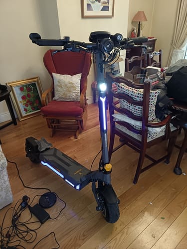 Customer photo review of Ausom DT2 Pro Dual Motor E-scooter