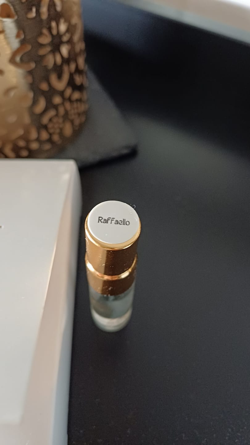 Customer photo review of Raffaelo