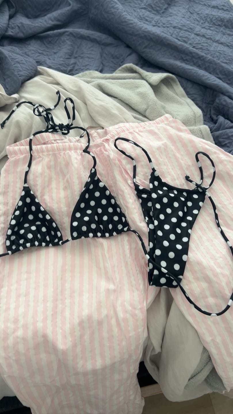 Customer photo review of 003 Seamless Bikini Bottoms - Black Polka Dot