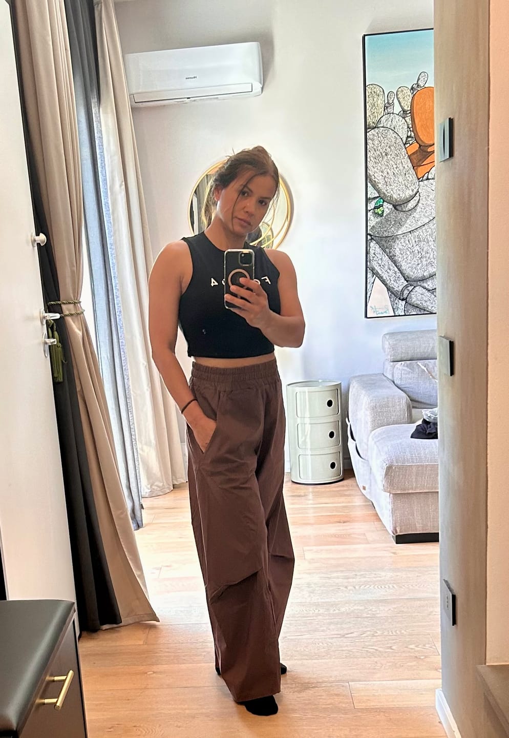 Customer photo review of Pantalone Baggy Origami Tabacco