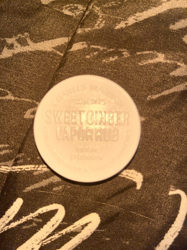 Customer photo review of Extra Strength Sweet Ginger Vapor Rub [Compact]