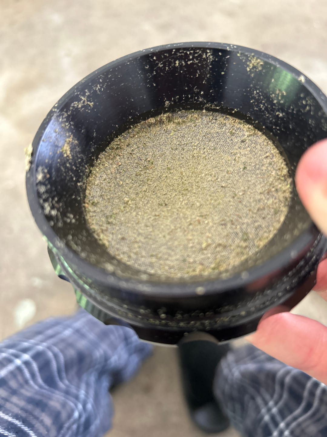 Customer photo review of GA 4-Piece Aluminum Herb Grinder – 3.5-Inch Extra-Large | BlueBus Fine Tools