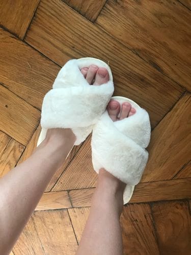 Customer photo review of Nordic Cozy Cross Band Slippers