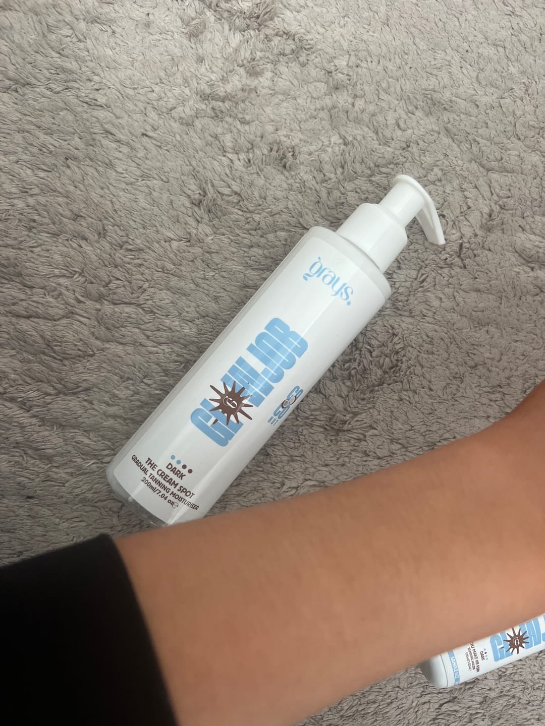 Customer photo review of The Cream Spot - Gradual Tanning Moisturiser