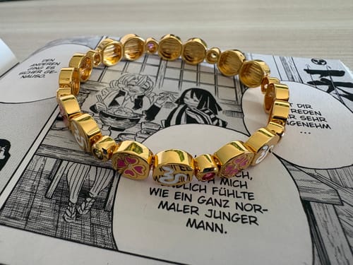 Customer photo review of Obamitsu Bracelet