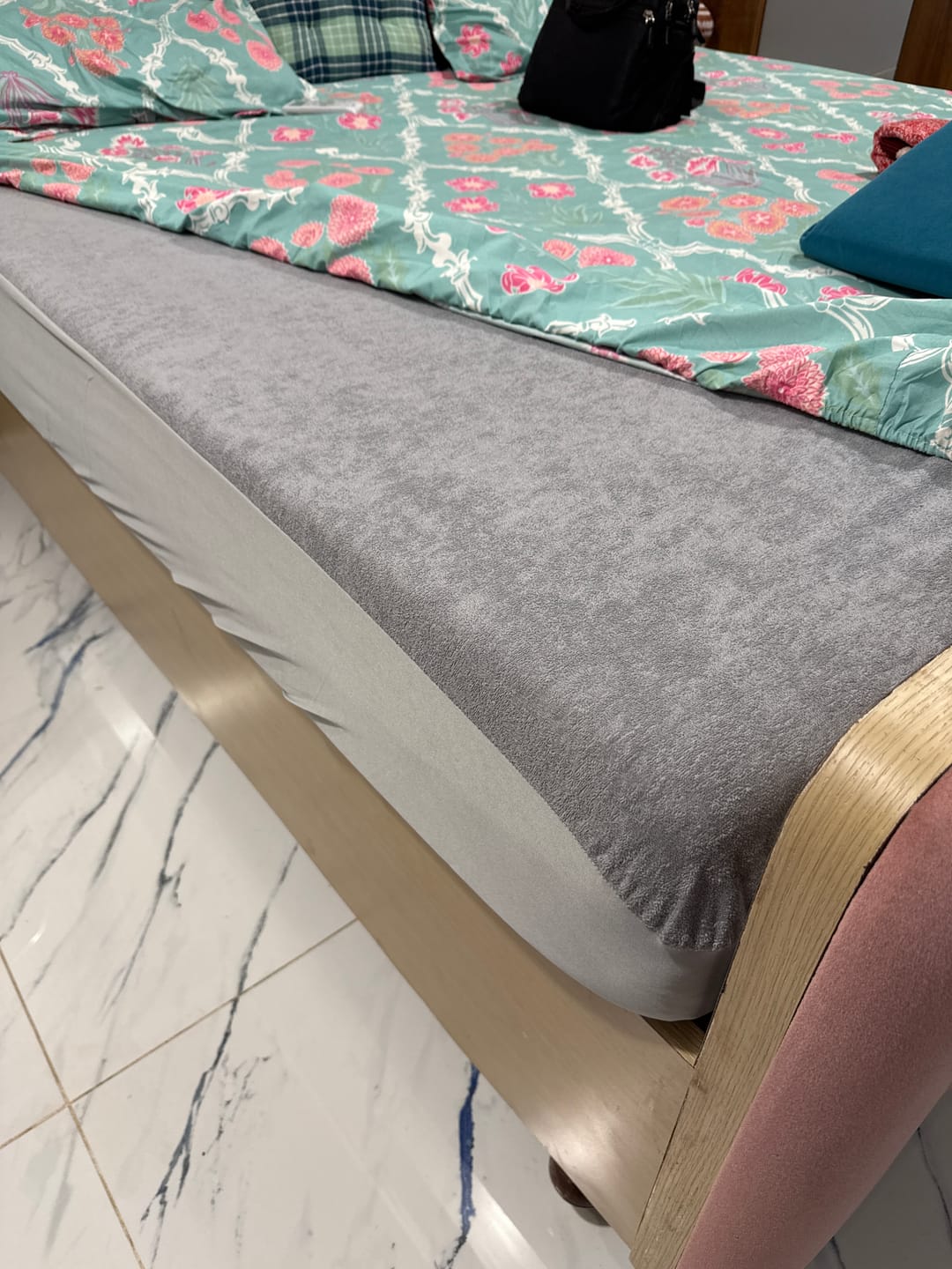 Customer photo review of Flo Anti-Gravity™ Natural Latex Mattress