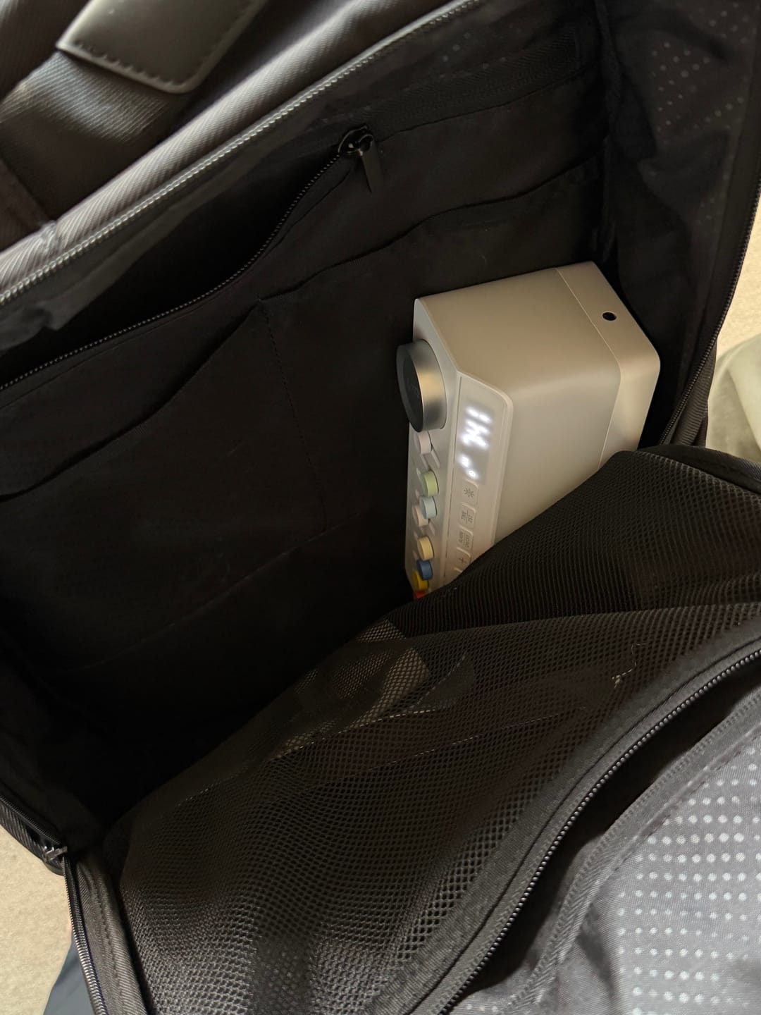 Customer photo review of Snoora Baby White Noise Machine