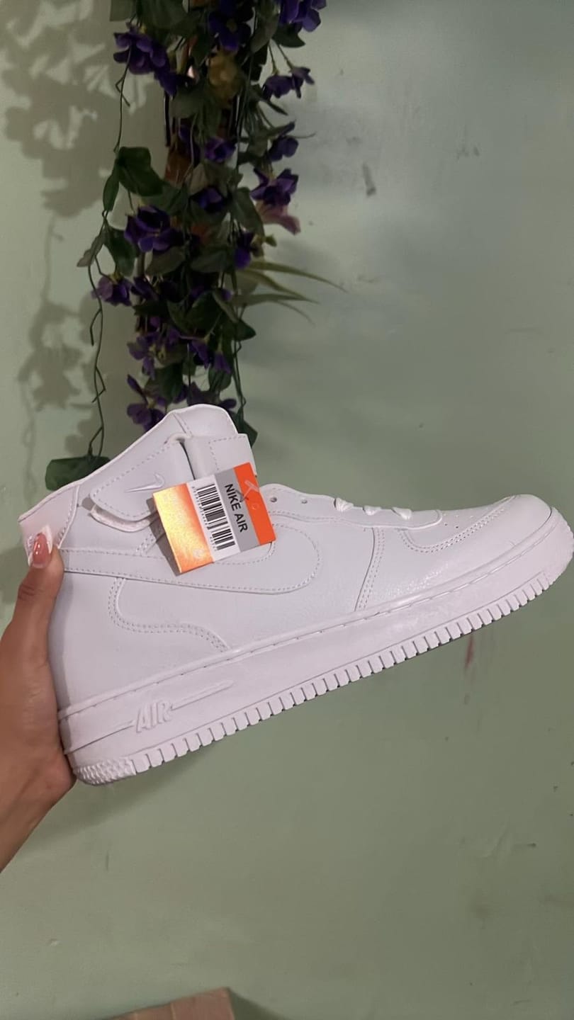 Customer photo review of Paq 6 Pares Tenis 841 Blanco Total 25/28.5