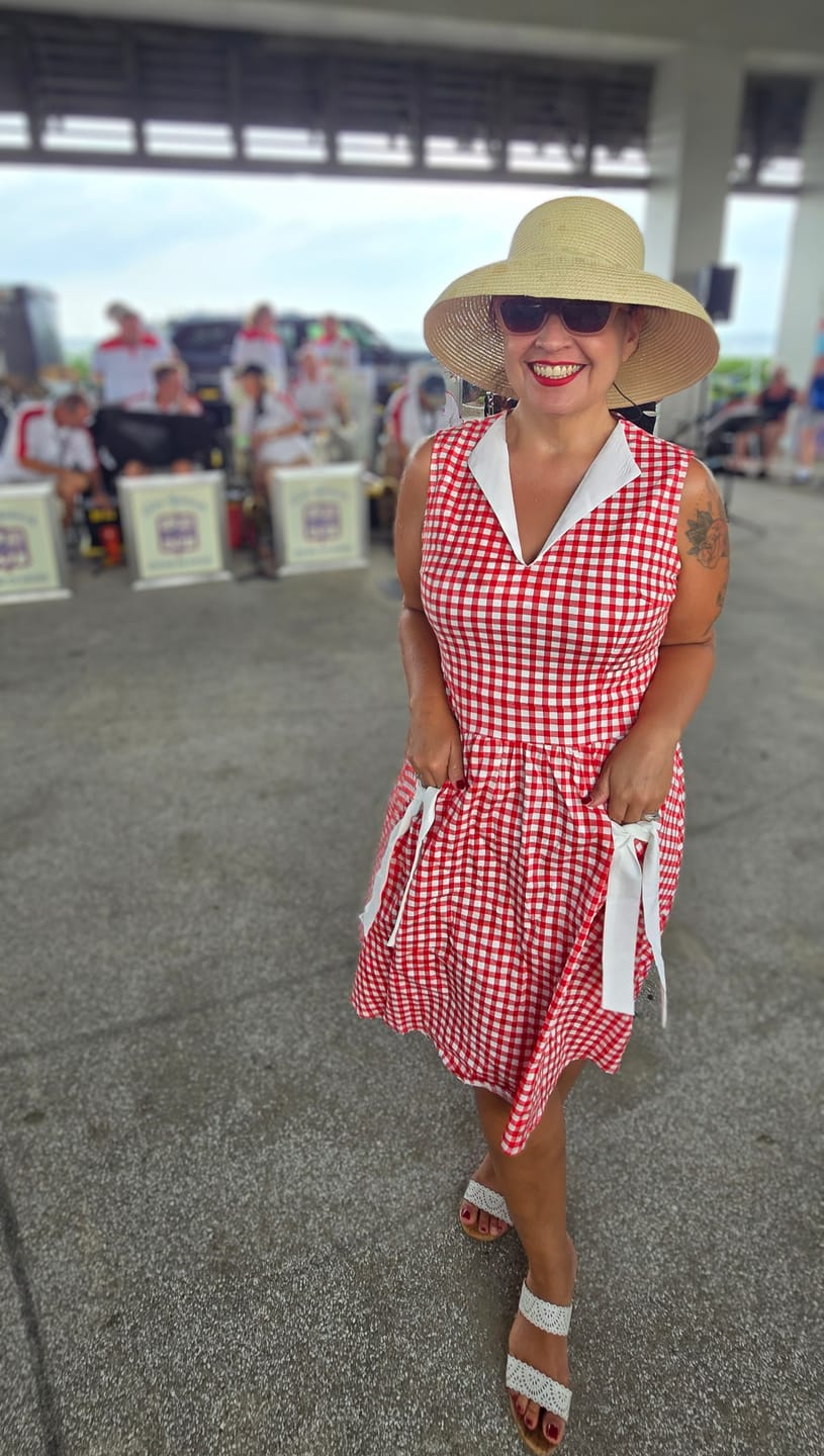 Customer photo review of 1950s Plaid Bow Pockets Lapel Dress