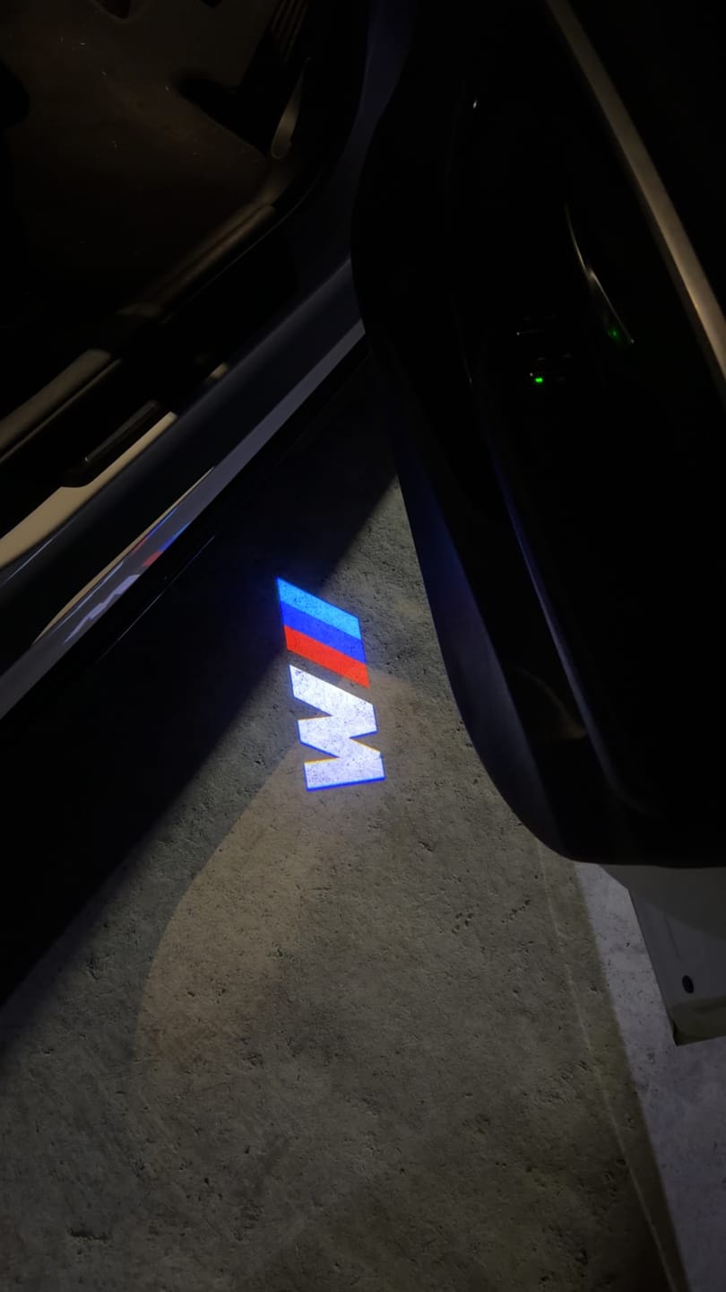 Customer photo review of BMW LED Doorlights Kit
