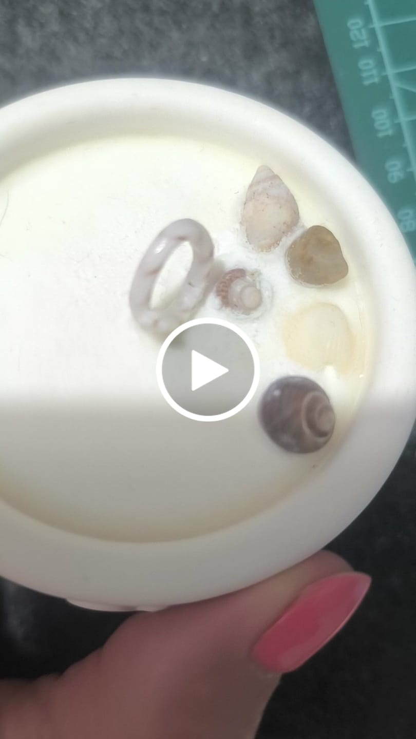 Customer video review of MECHAS PARA VELAS ENCERADAS Y CORTADAS A MEDIDA