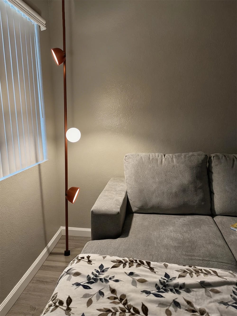 Customer photo review of DIY Textile Leather Belt LED Pendant Light - 2026 Early Spring Glass Chandelier