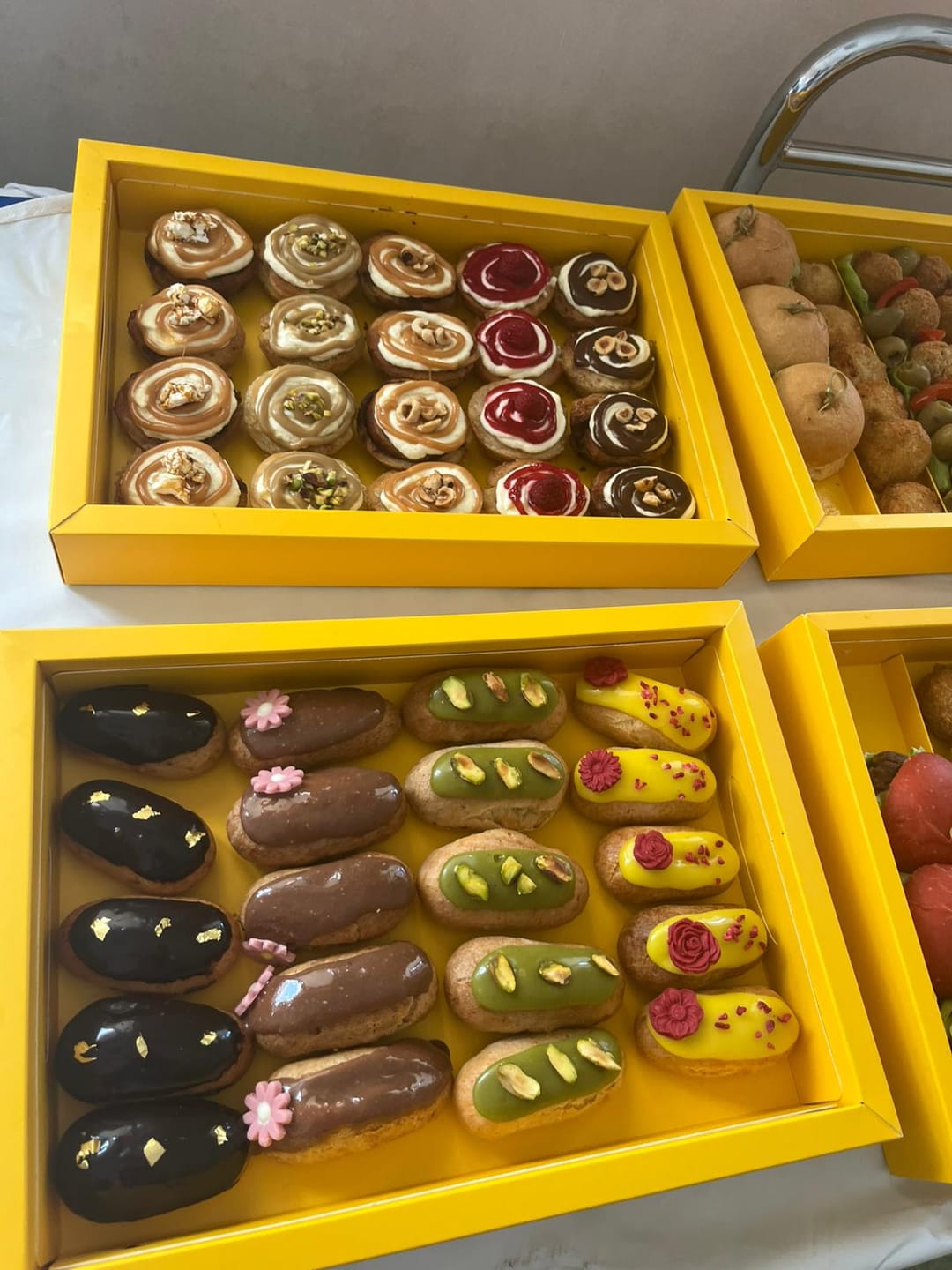 Customer photo review of Platou Mini Eclere (dulce)