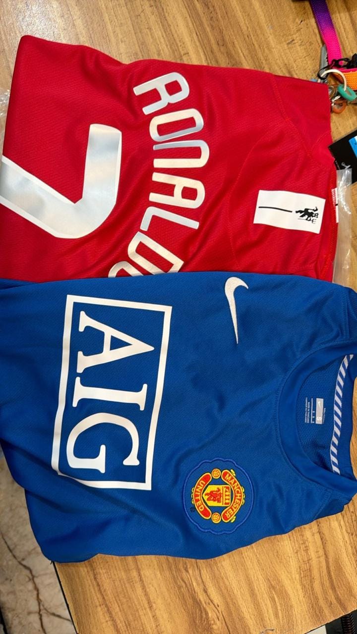 Customer photo review of Manchester United 2007/08 Local