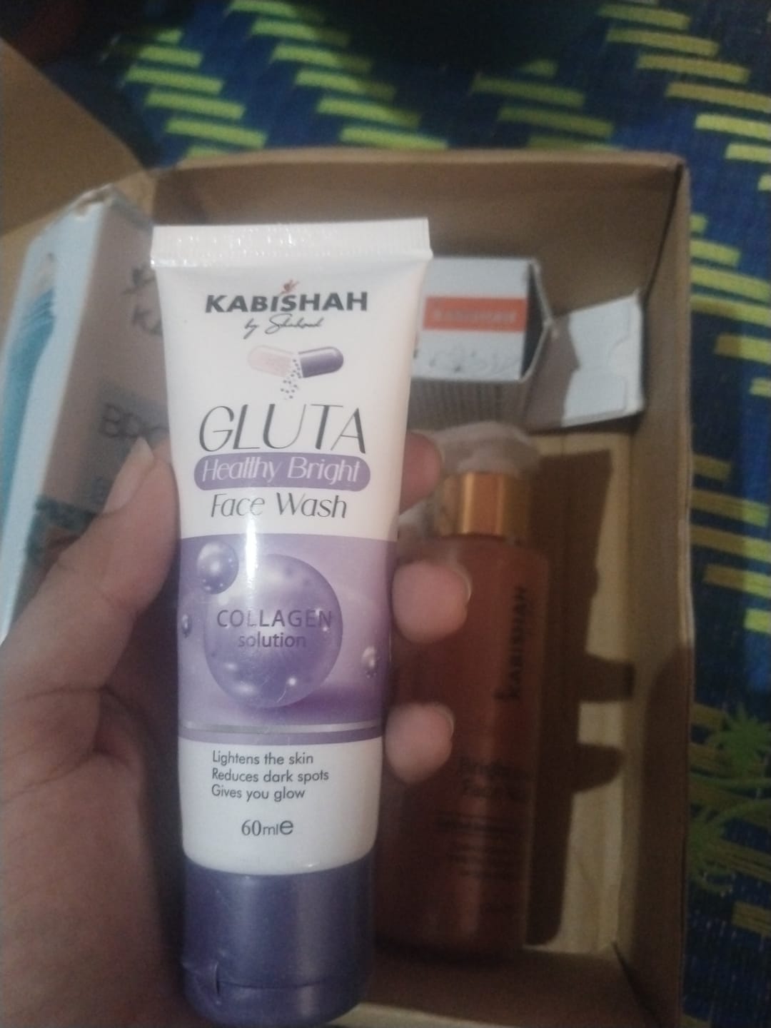 Customer photo review of Gluta Healthy Bright Facewash