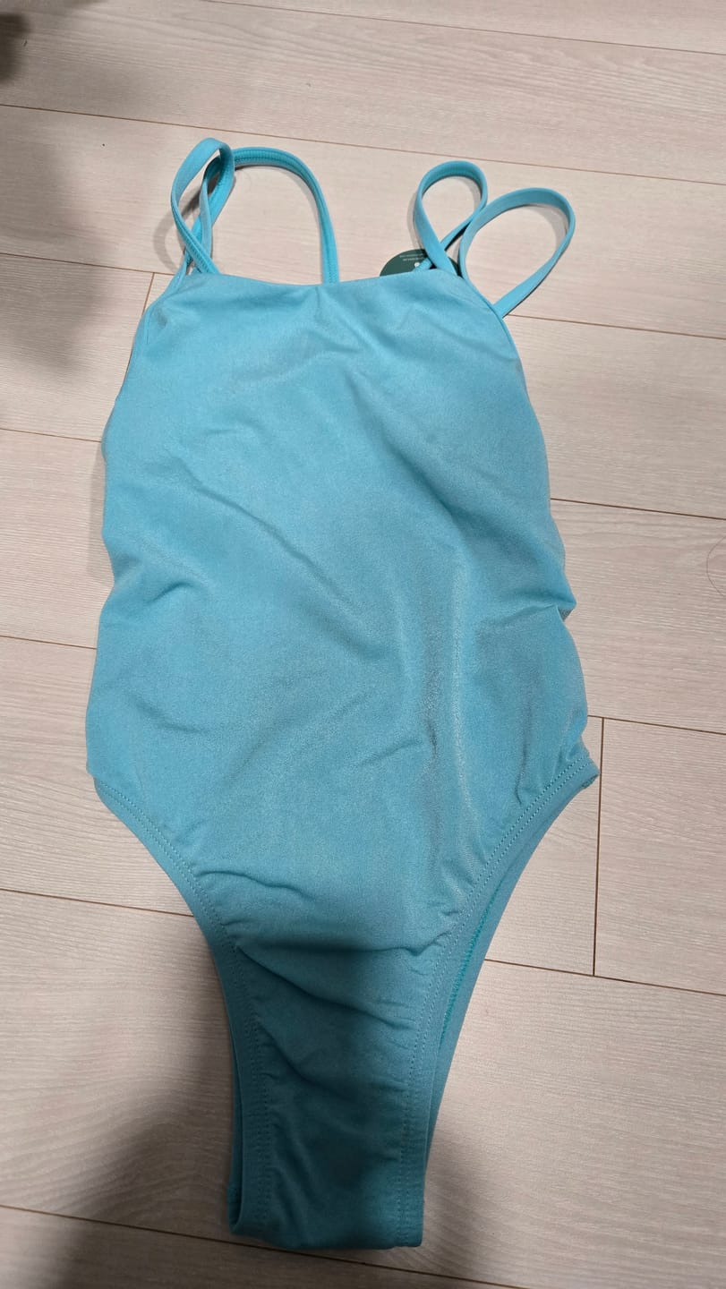 Customer photo review of FINLEY ONE PIECE - Sea Mist