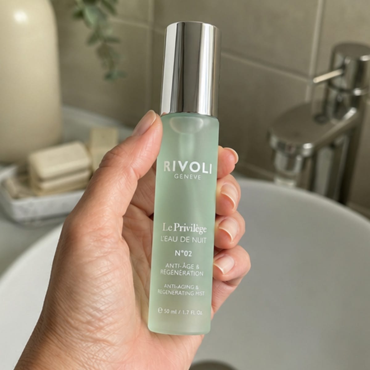 Customer photo review of L’Eau de Nuit N°02