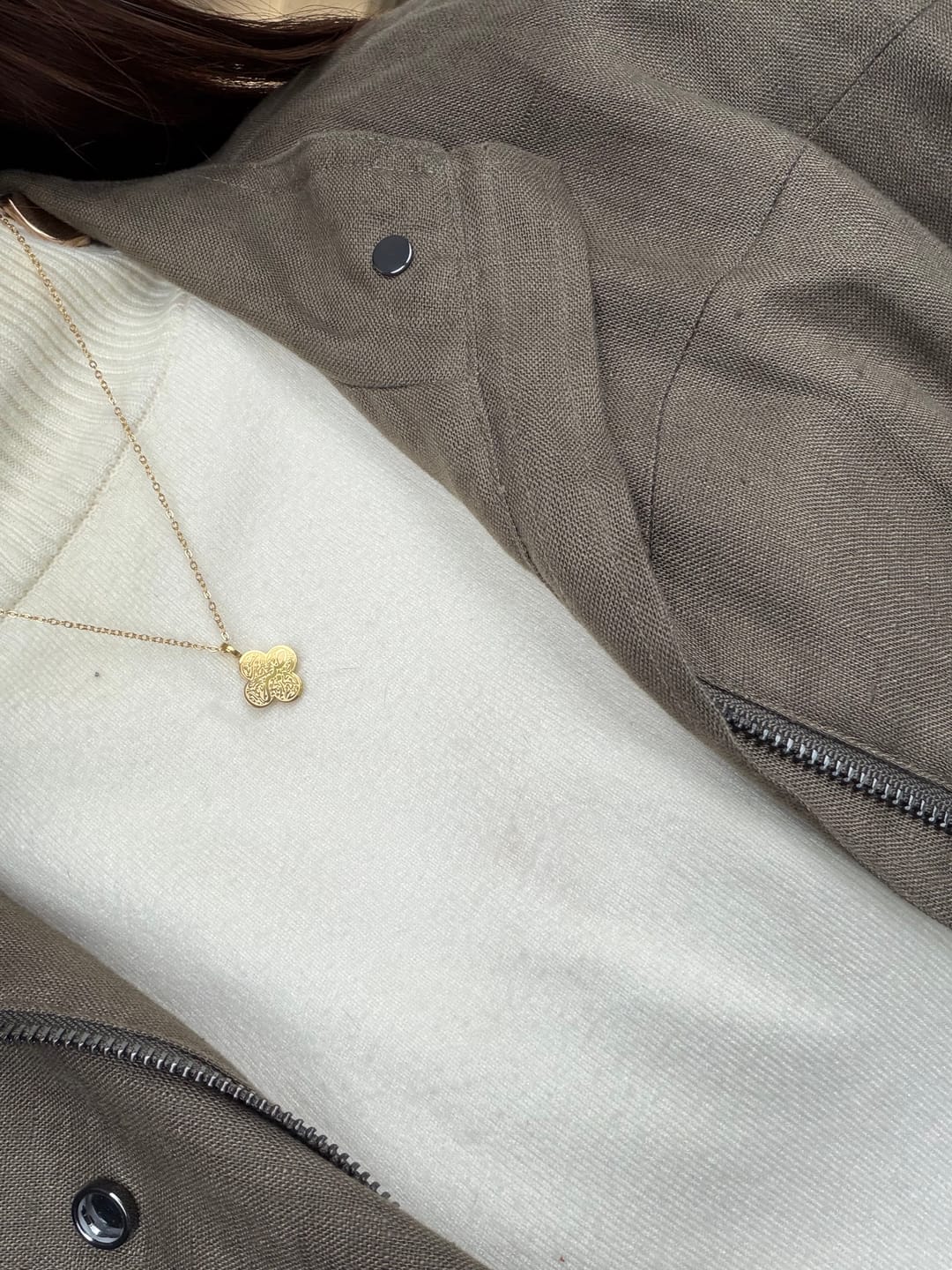 Customer photo review of Sabr Kleeblatt Kette