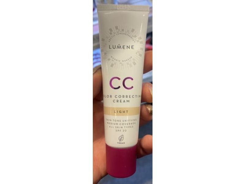Customer photo review of Lumene CC cream - Веган CC Крем "Абсолютно съвършенство" 7в1 SPF 20